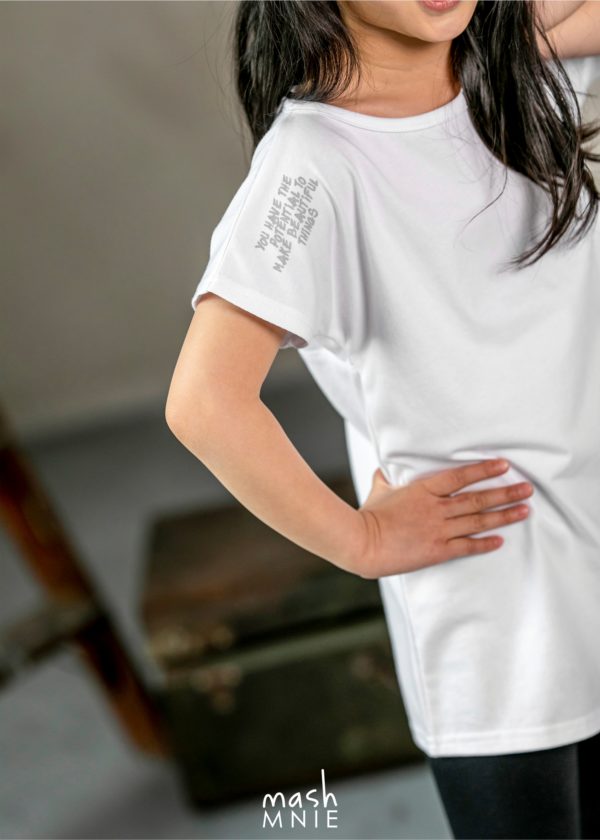 Długa bluzka dla dziewczynki w kolorze białym MashMnie