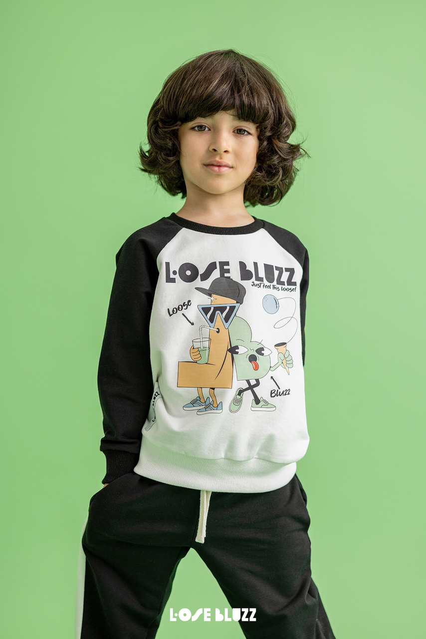 Bluza Chłopięca Hello Summer Śmietankowo-Czarna Loose Bluzz Bluza Chłopięca Hello Summer Śmietankowo-Czarna Loose Bluzz